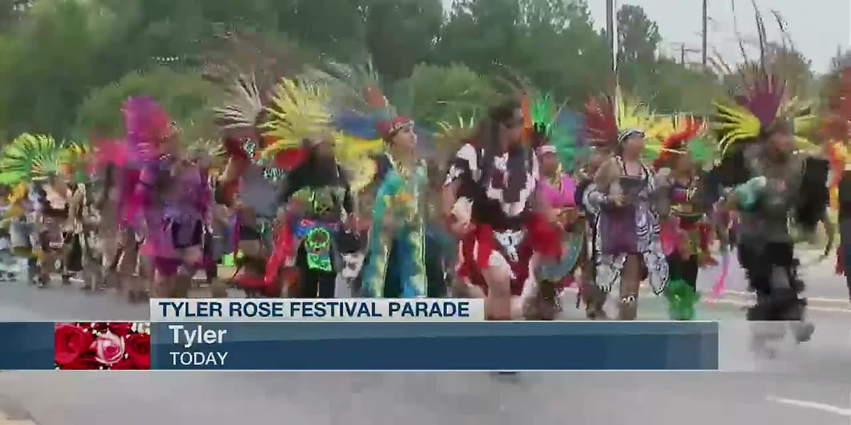 Timothy Roses Texas Tyler kicks off 89th Texas Rose Festival Parade