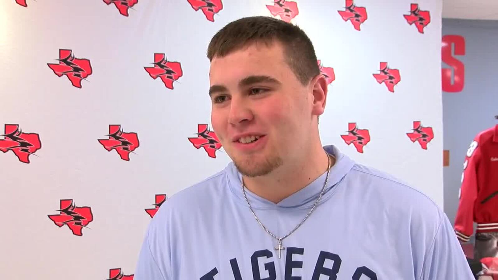 Cade Forrest 3 Huntington athletes sign letters of intent