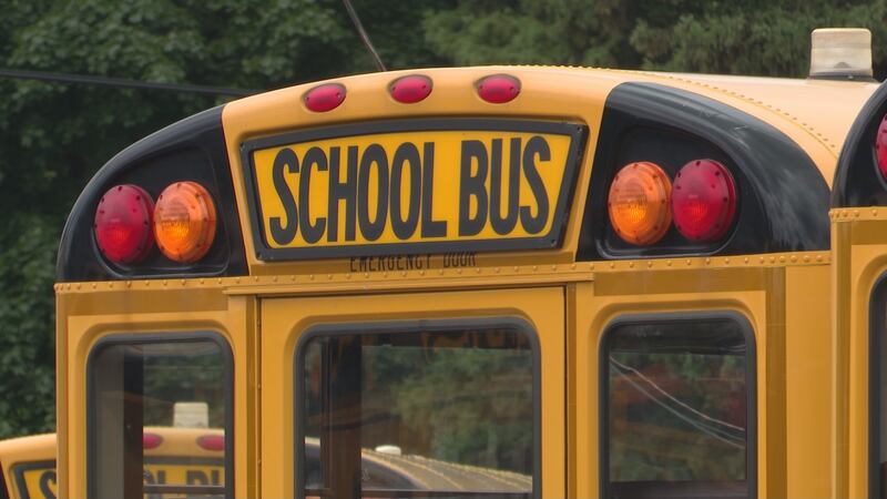 Crash involving Gilmer ISD bus causes student injuries Crash involving Gilmer ISD bus causes student injuries