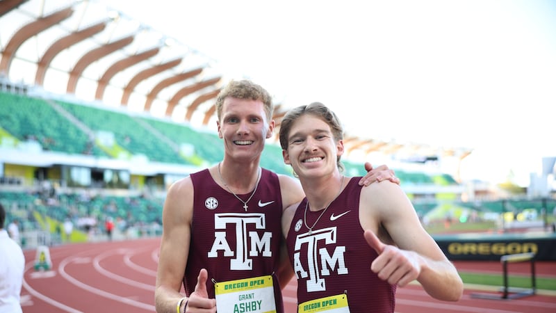 Grant Ashby (left) finished fifth in the 800m.