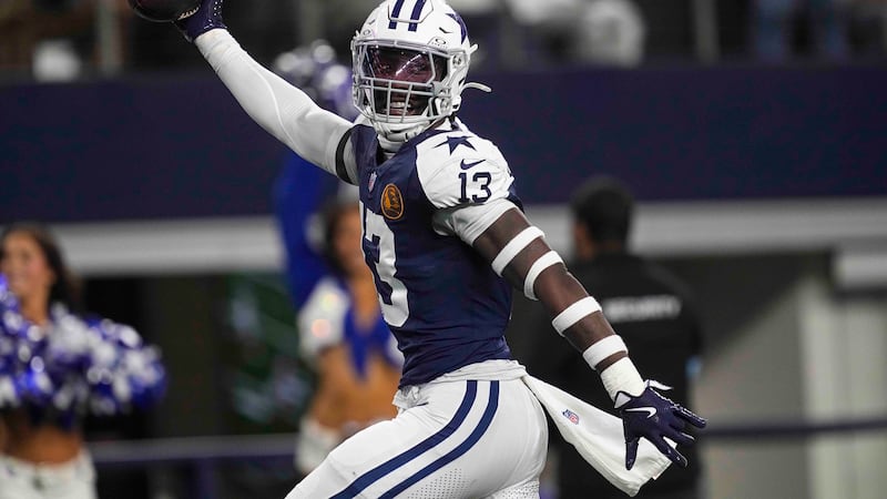 Arp Tiger DeMarvion Overshown scores for Dallas Cowboys on Thanksgiving Day